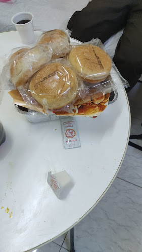 بروست بيت الفروج - الضيافة