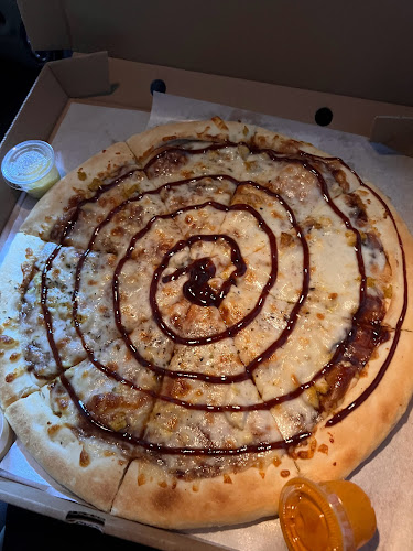 Pizza & Manakish | بيتزا و مناقيش