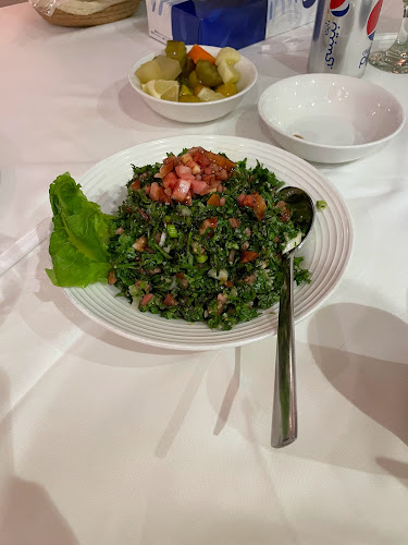 مطعم بعلبك - الرياض