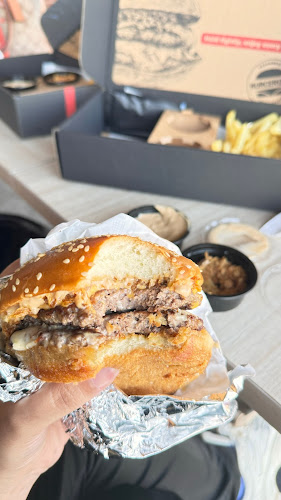 Opinii despre برغرايززر în البكيرية - الضيافة