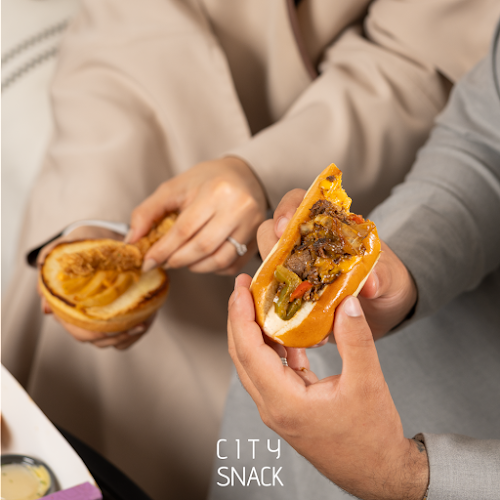 سيتي سناك - القطيف‎