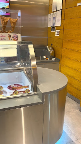 Opinii despre Baskin Robbins în القطيف‎ - الضيافة