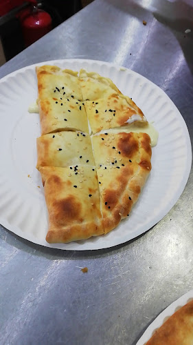 Opinii despre بيتزا ومناقيش الرمانه الدمشقيه în جدة - الضيافة