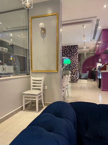 Bean Here - Coffee & Crumbs - الضيافة