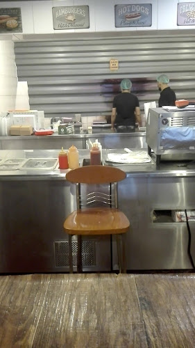 جوسي برجر جدة Juicy Burger Jeddah since 2006