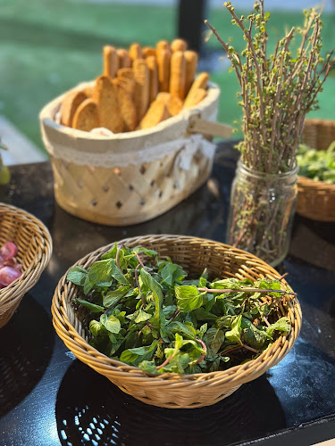 فود ترك شاي و شباتي