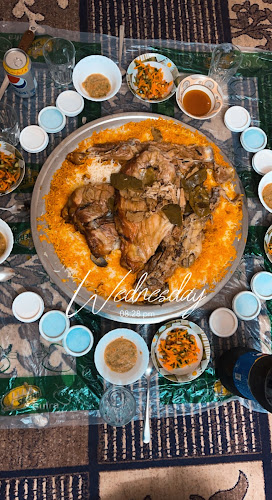 مطعم حنيذ علي رمزي - أبها