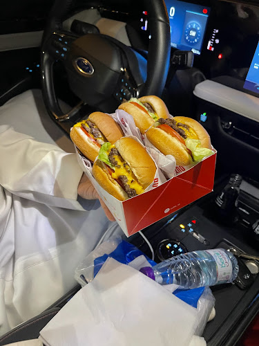 Comentarii opinii despre OUTTA | أوتا