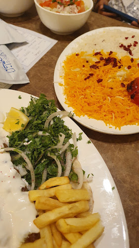 Comentarii opinii despre المطعم الايراني فيروزي-الفيصلية