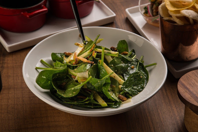 طريق الأمير محمد بن عبدالعزيز، العليا، الرياض 12313