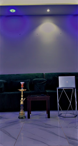 مقهي شيشة ومعسلات الشرق الأوسط - الضيافة