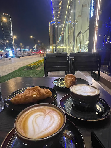 Opinii despre كرسنت كافيه - Crescent cafe în الرياض - الضيافة