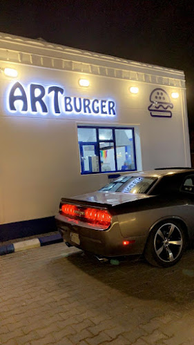 ارت برجر - الضيافة