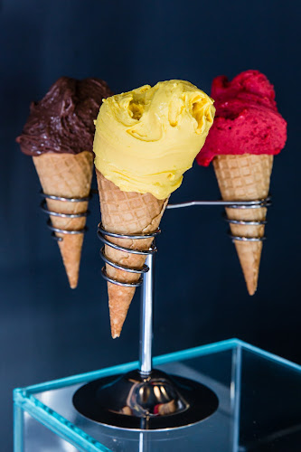 Opinii despre ريفارينو جيلاتو în جدة - الضيافة