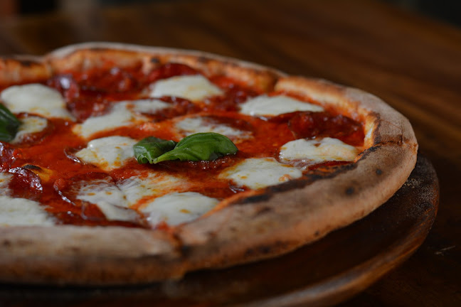 Opinii despre لاروستيكا بيتزارايا în الرياض - الضيافة