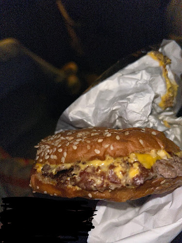 Opinii despre مفرومةبرجريشن în الرياض - الضيافة