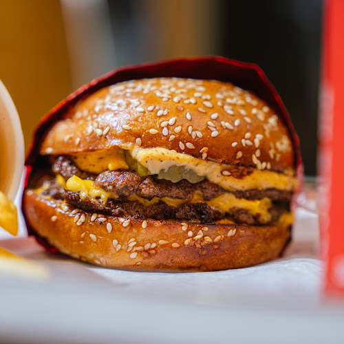 Comentarii opinii despre مفت برجر / Burger Muft