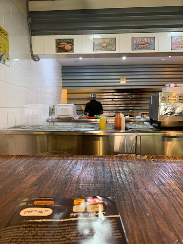 جوسي برجر جدة Juicy Burger Jeddah since 2006