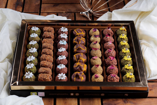 حلويات تاج الملكة القطيف - الضيافة