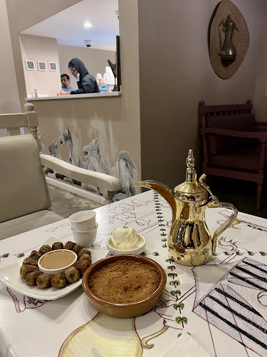 Opinii despre هيف وكيف كافيه în جدة - الضيافة