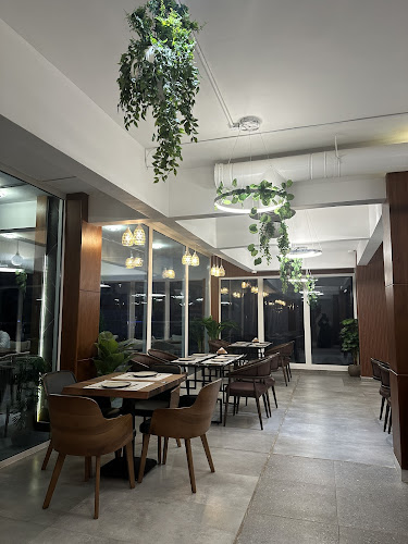 تارجيت مطعم و كافيه - الضيافة