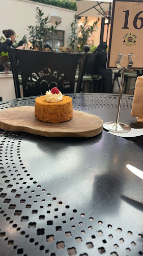 إيرث كافيه - الضيافة