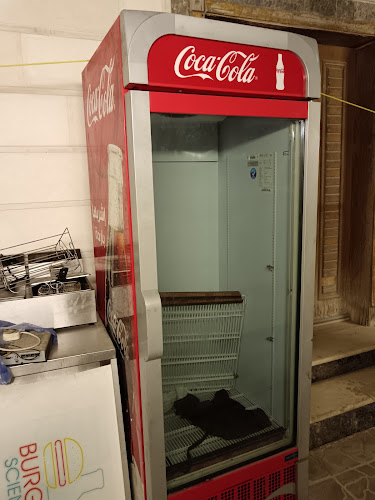 شراء معدات مطاعم مستعملـه بـالدمام - الضيافة