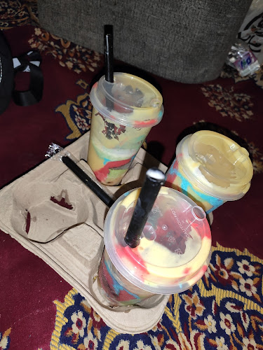 Comentarii opinii despre عصيرصمدو ثمرة الفراوله الفرع السادس الكعكيه