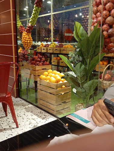 طريق الامام سعود بن عبدالعزيز بن محمد الفرعي، الملك فهد، الرياض 12274