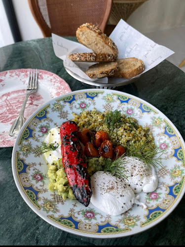 Joe's Bakery - الضيافة