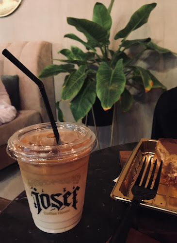 يوزيف كوفي هاوس - الضيافة