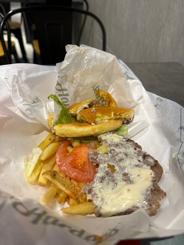 هارديز - الضيافة