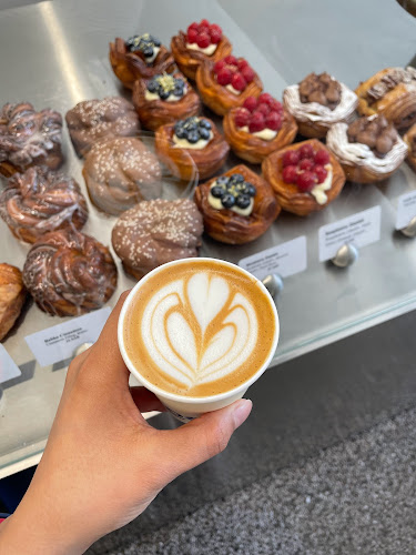 Comentarii opinii despre Local Bakehouse لوكال