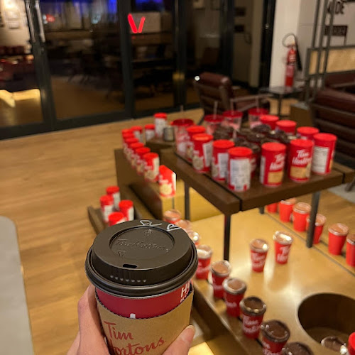 تيم هورتنز - المدينة المنورة