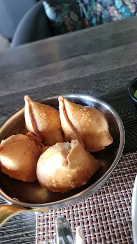 مطعم ذا باي الهندي - الضيافة