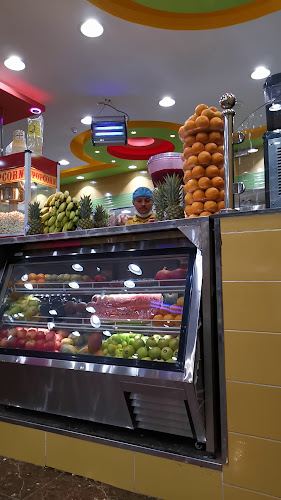 عالم العصائر والكنافه الباحه - الباحة