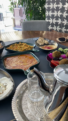 Opinii despre تايم كافيه în تبوك - الضيافة