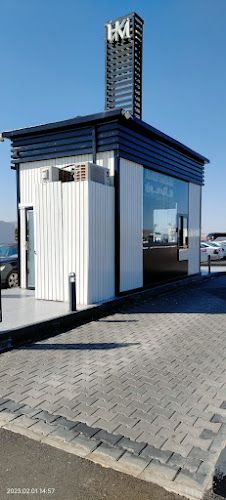 Opinii despre هاف مون كافيه în المدينة المنورة - الضيافة