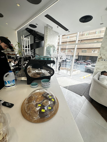 مقهي دوت وان - جدة