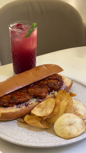 Opinii despre شانت بيسترو în جدة - الضيافة