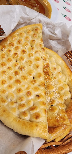 Hara، الوزارات، Al Barra Ibn Azib Street Near T shoes signal، الرياض 12332