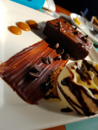 ميكيل كوفي - الضيافة