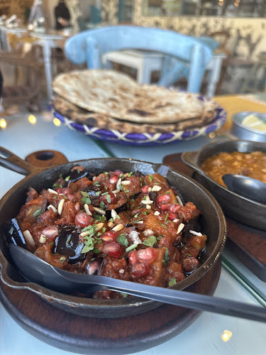 طريق الملك عبدالعزيز الفرعي، الياسمين، الرياض 13326