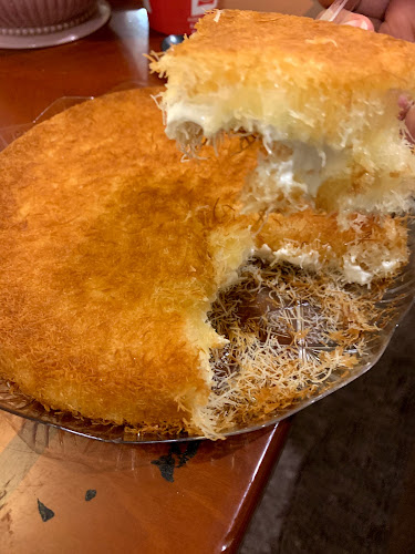 عالم العصائر والكنافه الباحه - الضيافة