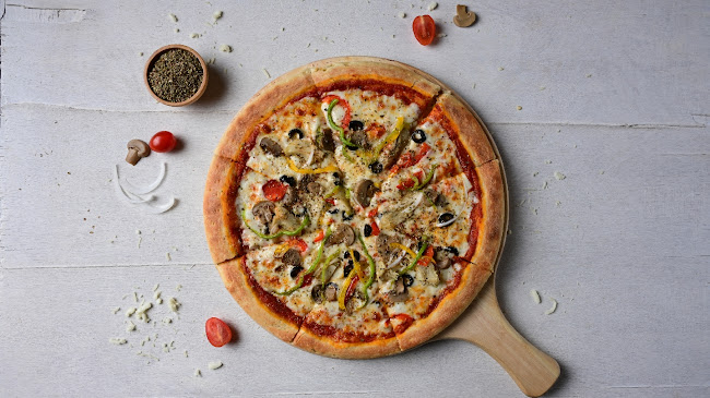 لوكوز بيتزا