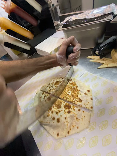 prince Naif Rd, العويمرية، الهفوف‎ 36341