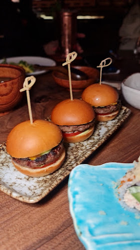 نوزومي - الضيافة