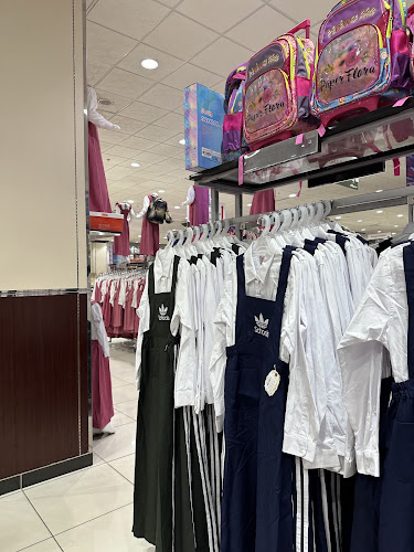 Comentarii opinii despre مجمع الديرة مول