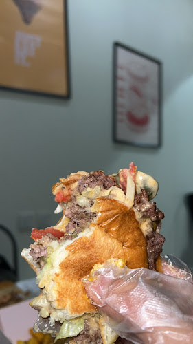 Opinii despre اونسيز برجر ounces Burger în الرياض - الضيافة