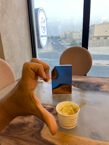 Comentarii opinii despre Happiness Lab